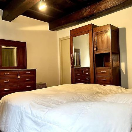 Wonderful Central Apartment! 만토바 외부 사진