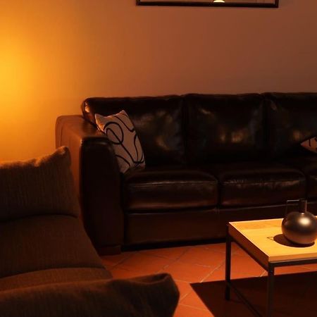 Wonderful Central Apartment! 만토바 외부 사진